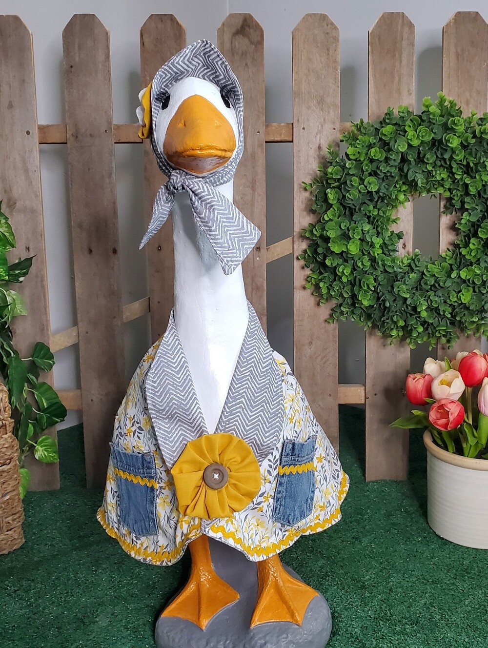 Large Porch Goose Outfit With Bonnet Yellow Floral